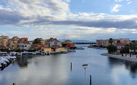 Studio Avec Vue Sublime Sur L'Etang Et Les Montagnes Catalanes